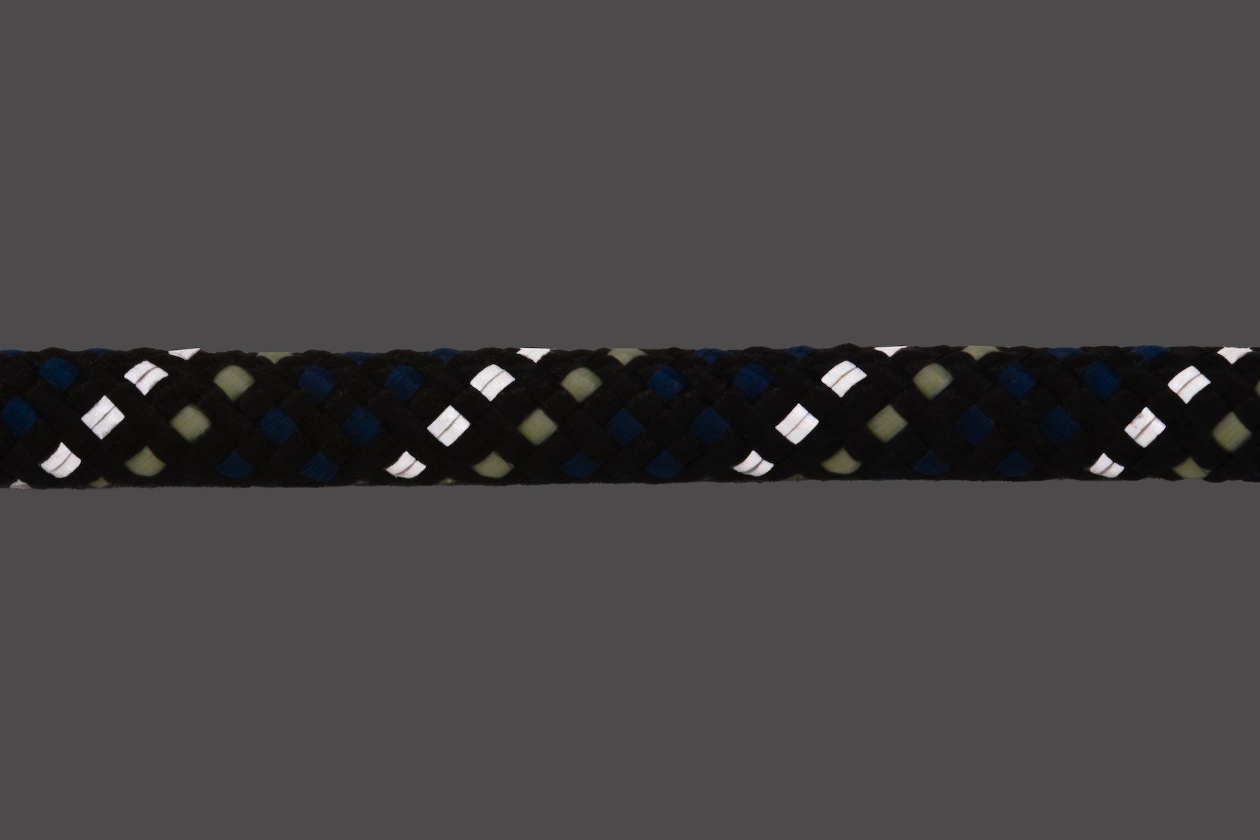 Obsidian Black (001)